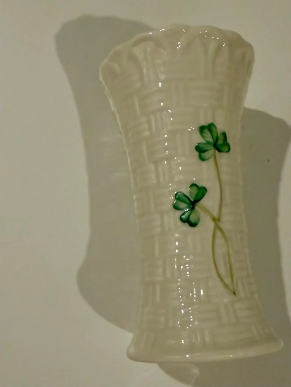 Belleek Collection Mini Basketweave Vase 4